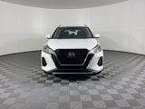 Used 2023 Nissan Kicks SV image 3