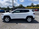 Used 2022 Jeep Compass Latitude image 2