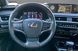 Certified 2022 Lexus UX 200 w/ Premium Package image 5