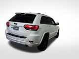 Used 2018 Jeep Grand Cherokee Altitude image 5