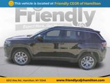 Used 2024 Jeep Compass Latitude image 2