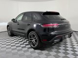 Used 2025 Porsche Macan image 3