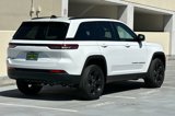 New 2025 Jeep Grand Cherokee Altitude image 4