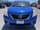 Used 2014 Nissan Versa SV image 2
