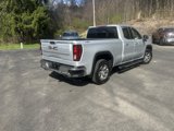 Used 2022 GMC Sierra 1500 SLE image 5