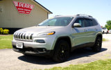 Used 2018 Jeep Cherokee Latitude w/ Cold Weather Group image 2