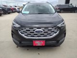Used 2020 Ford Edge SE image 3