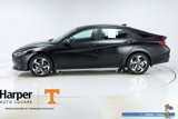 Used 2023 Hyundai Elantra SEL w/ Convenience Package image 2