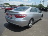 Used 2016 Toyota Camry SE image 3