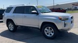 Used 2015 Toyota 4Runner SR5 image 2