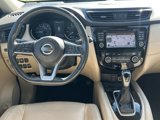 Used 2017 Nissan Rogue SL image 4