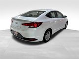 Used 2019 Hyundai Elantra SE w/ Cargo Package image 4