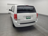 Used 2017 Dodge Grand Caravan SE w/ UConnect Hands-Free Group image 6