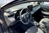 Used 2021 Toyota Corolla LE image 2