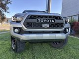 Used 2022 Toyota Tacoma TRD Off-Road image 3