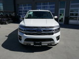 Certified 2022 Ford Expedition Platinum image 2