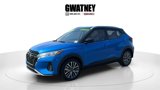 Used 2024 Nissan Kicks SV image 3
