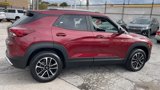 Certified 2025 Chevrolet TrailBlazer LT w/ Driver Confidence Package image 4