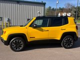 Used 2023 Jeep Renegade Trailhawk w/ Trailhawk Elite Group image 3