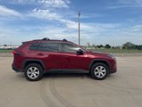 Used 2021 Toyota RAV4 LE image 4