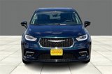 Used 2023 Chrysler Pacifica Touring-L image 3