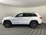 Used 2017 Jeep Grand Cherokee Limited image 6