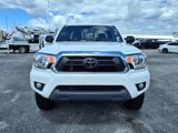 Used 2012 Toyota Tacoma 4x4 Access Cab V6 image 2