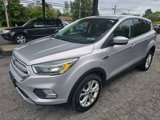 Used 2017 Ford Escape SE image 3