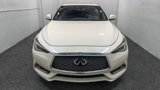 Used 2019 INFINITI Q60 3.0t Luxe w/ Essential Package image 3