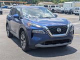 Used 2021 Nissan Rogue SV image 2