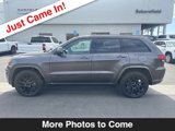 Used 2021 Jeep Grand Cherokee Laredo X image 2