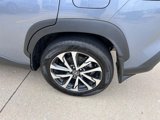 Used 2022 Toyota Corolla Cross XLE image 6