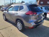 Used 2017 Nissan Rogue SV image 5