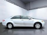 Used 2010 Toyota Camry LE image 3