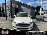 Used 2015 Ford Fusion SE image 2