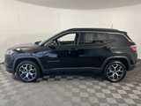 Used 2025 Jeep Compass Limited image 4