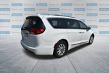Used 2018 Chrysler Pacifica Touring-L image 4