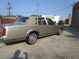 Used 1988 Lincoln Town Car image 4