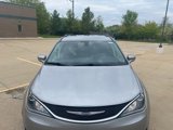 Used 2017 Chrysler Pacifica Touring-L image 2