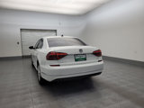 Used 2018 Volkswagen Passat 2.0T SE image 6