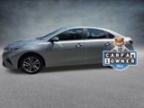 Used 2023 Kia Forte LXS image 2