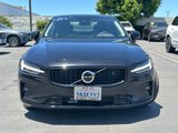 Certified 2025 Volvo S60 B5 Core image 2