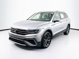 Used 2022 Volkswagen Tiguan SE image 3