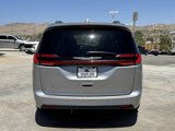Used 2021 Chrysler Pacifica Touring-L image 6