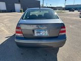 Used 2005 Volkswagen Jetta GL image 4