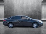 Used 2015 Toyota Camry LE image 4