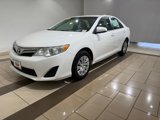 Used 2014 Toyota Camry LE image 2
