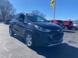 Used 2020 Chevrolet Trax LT w/ LT Convenience Package image 3