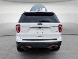 Used 2018 Ford Explorer XLT image 4