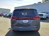 New 2025 Chrysler Pacifica Limited image 4